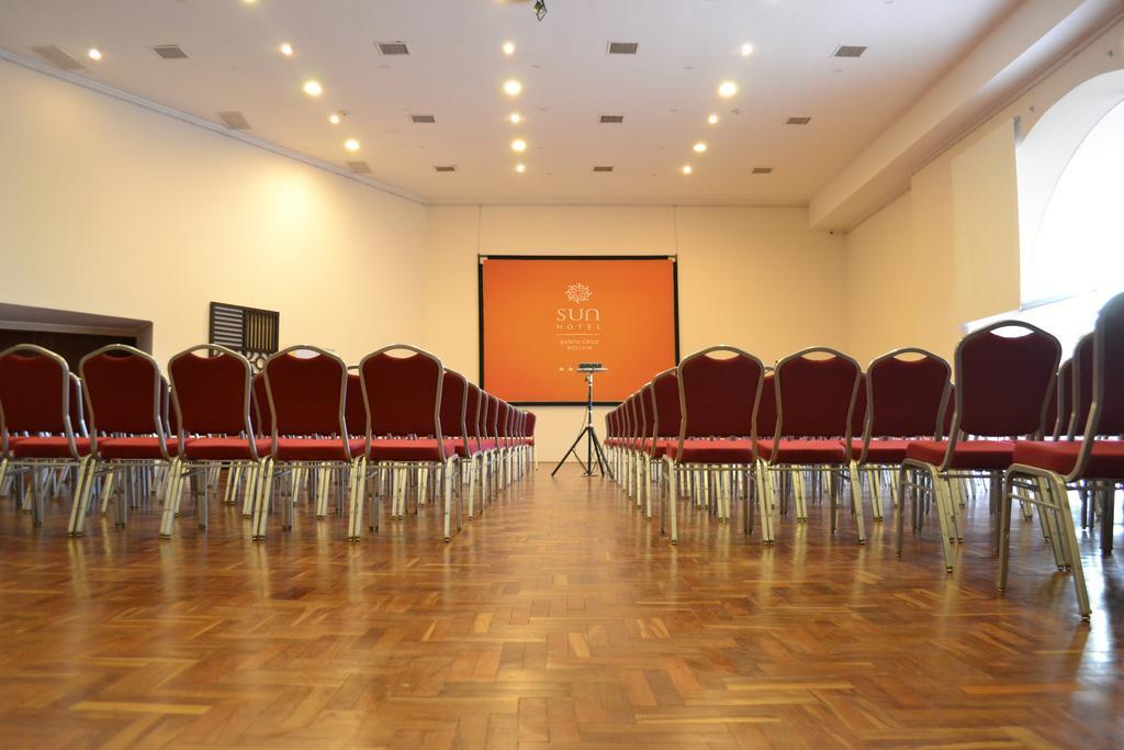 Warnes Sun Hotel מראה חיצוני תמונה