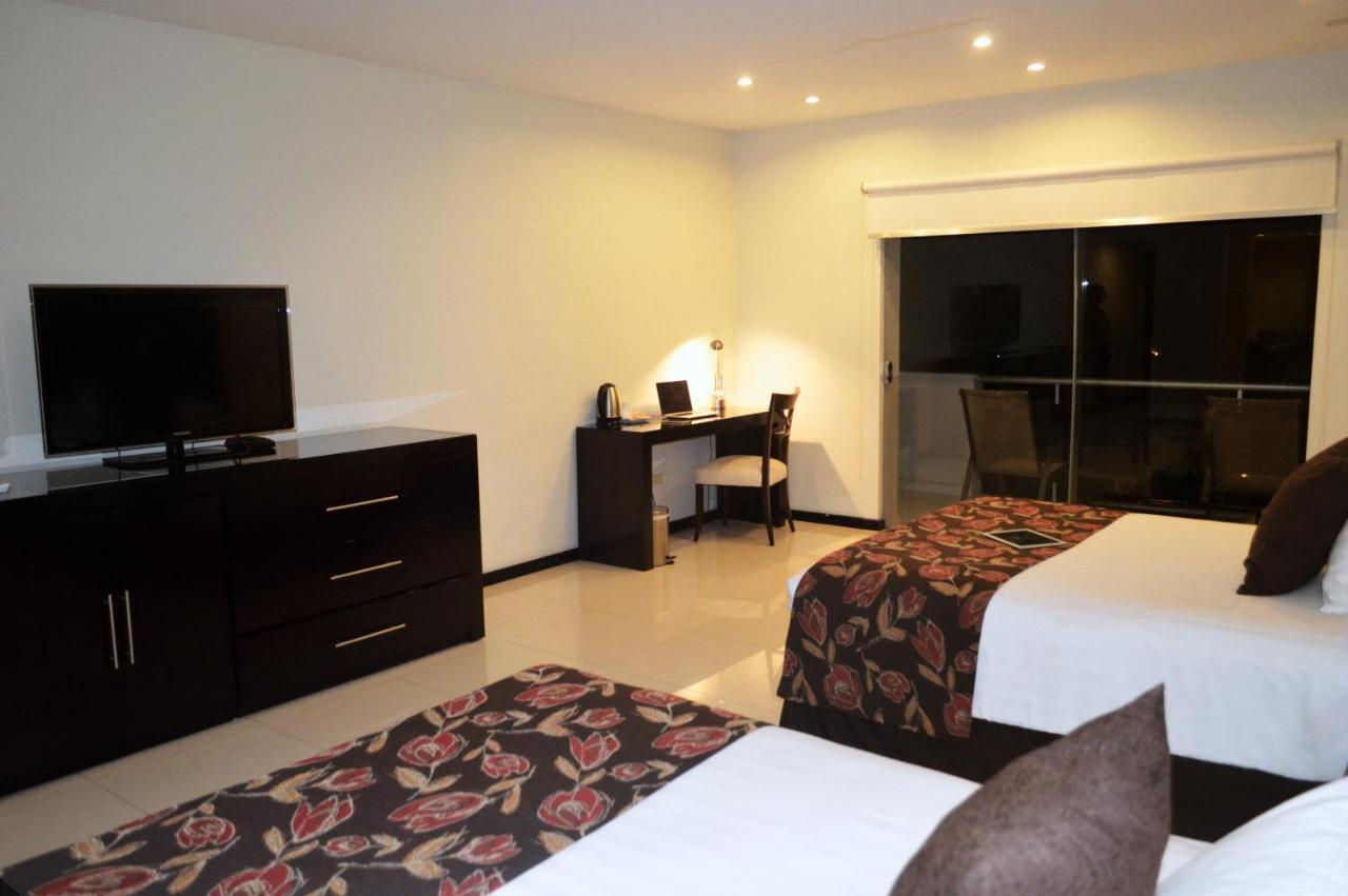 Warnes Sun Hotel מראה חיצוני תמונה