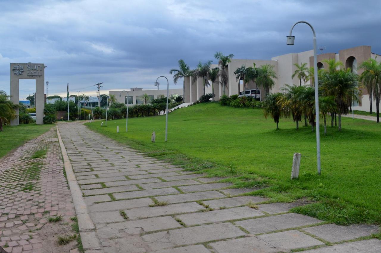 Warnes Sun Hotel מראה חיצוני תמונה